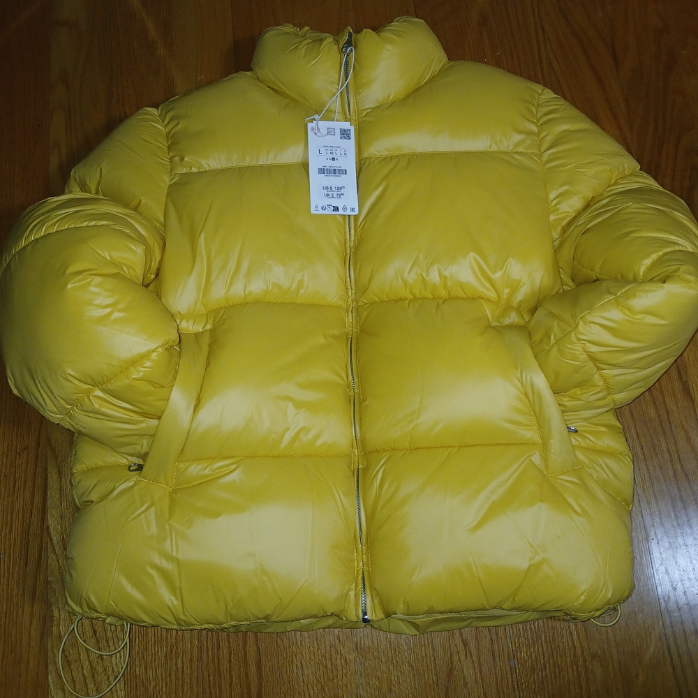 Zara Men's Yellow Puffer Jacket